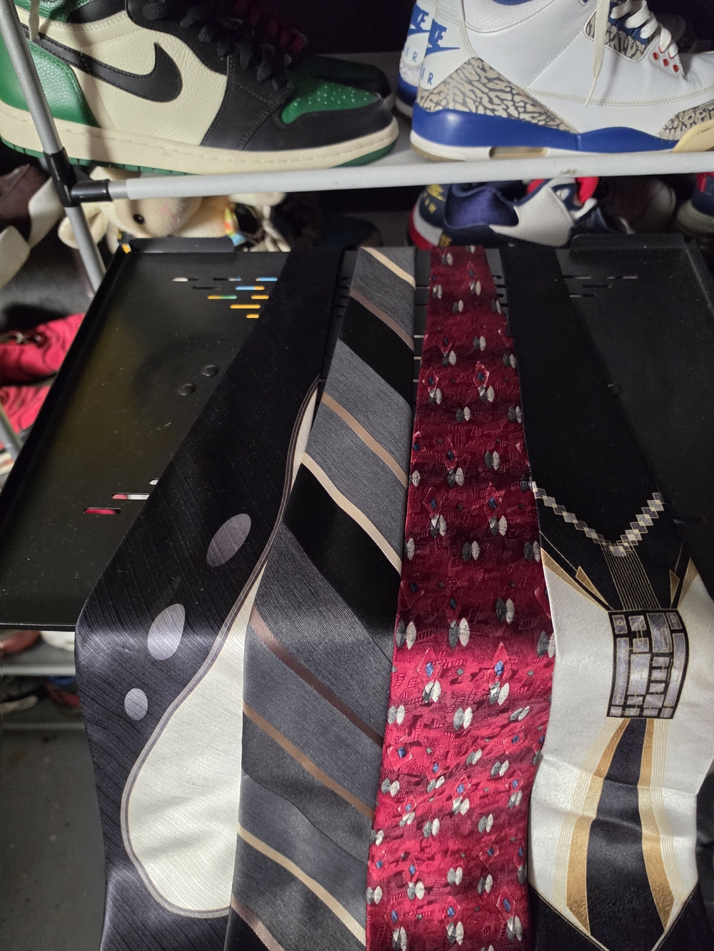 🔥 Pierre Cardin Men's Ties Bundle in Black, Gray, Burgundy and Cream